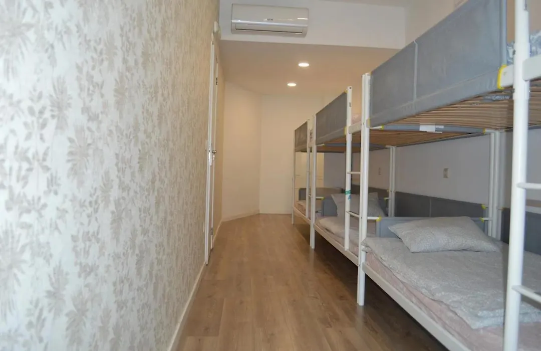 Majestic Hostel Porto-1